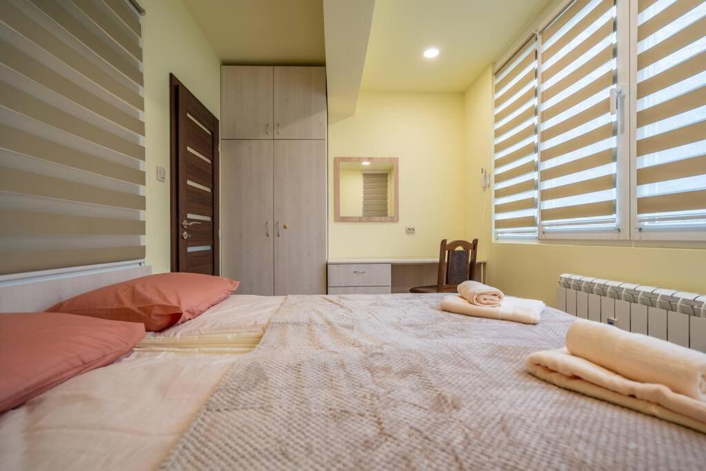Top Location Central New & Spacious 3 Bdr Apt Medical Academy Sofia Zewnętrze zdjęcie