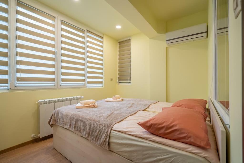 Top Location Central New & Spacious 3 Bdr Apt Medical Academy Sofia Zewnętrze zdjęcie