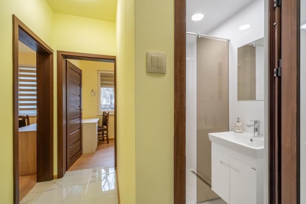 Top Location Central New & Spacious 3 Bdr Apt Medical Academy Sofia Zewnętrze zdjęcie